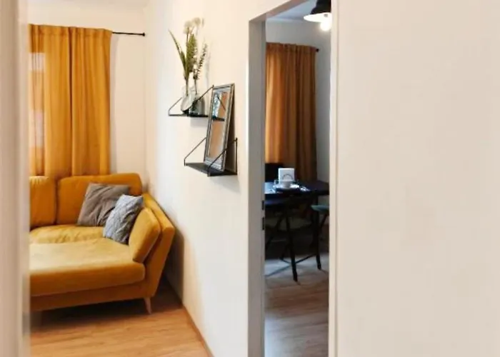 Metro-station To Opera 1 Min Away Apartment *