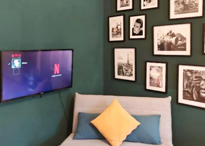 Metro-station To Opera 1 Min Away Apartment *